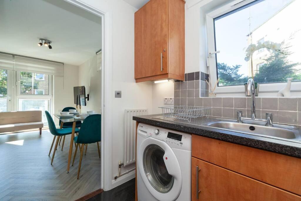 Apartment Chelsea Battersea Luxury 5 Star Prime Location *